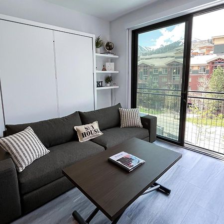 Slope Side Studio In The Heart Of Canyons Village With Heated Pool & Hot Tub! 帕克城 外观 照片