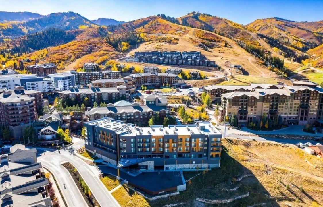 Slope Side Studio In The Heart Of Canyons Village With Heated Pool & Hot Tub! 帕克城 外观 照片