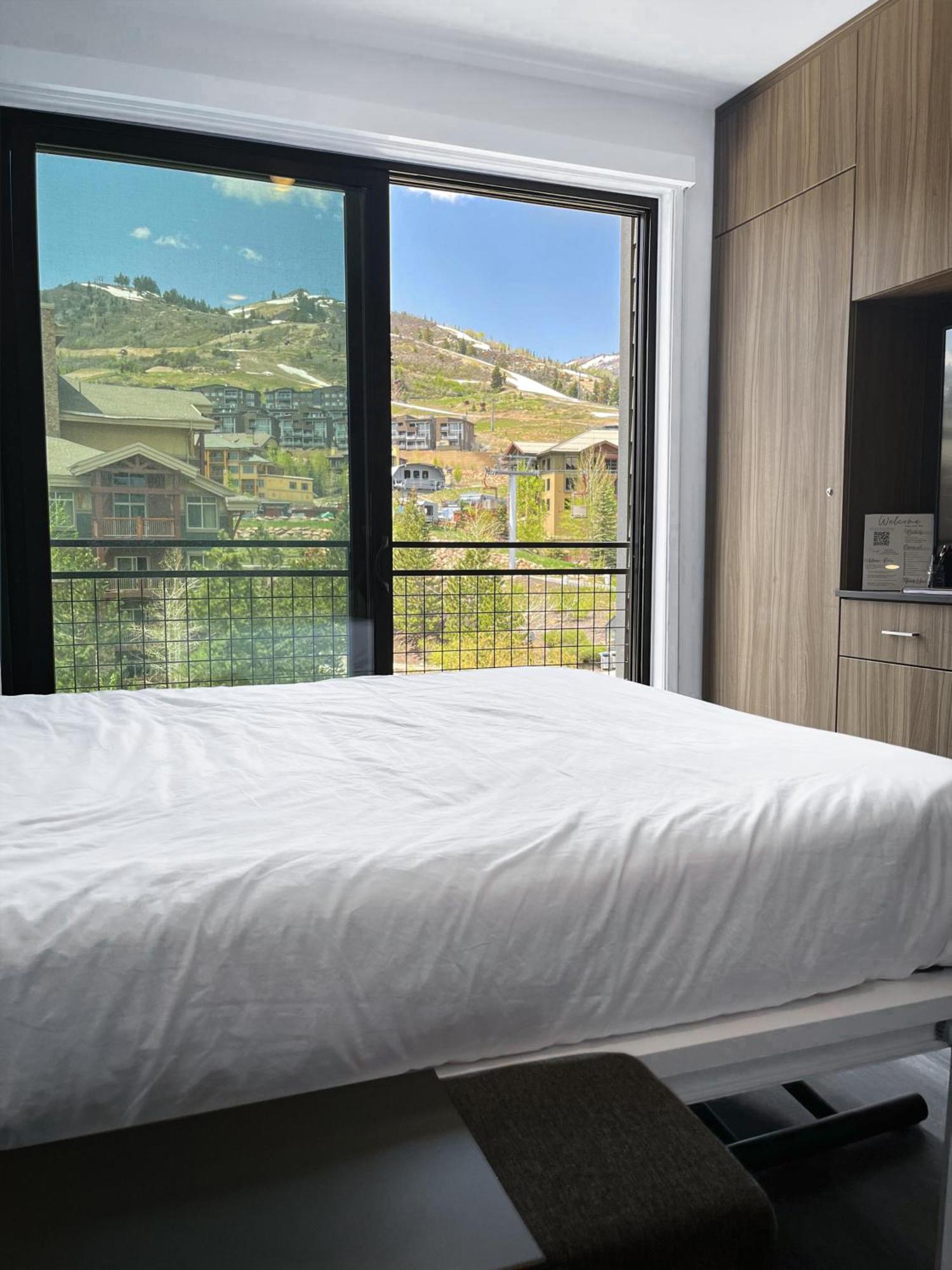 Slope Side Studio In The Heart Of Canyons Village With Heated Pool & Hot Tub! 帕克城 外观 照片