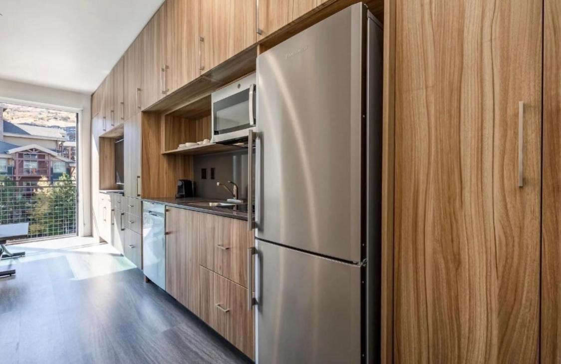 Slope Side Studio In The Heart Of Canyons Village With Heated Pool & Hot Tub! 帕克城 外观 照片