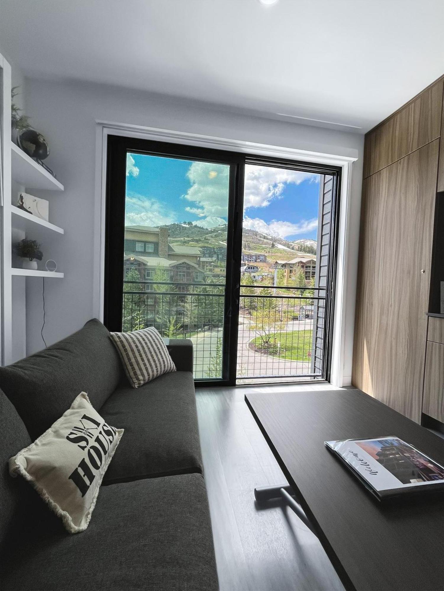Slope Side Studio In The Heart Of Canyons Village With Heated Pool & Hot Tub! 帕克城 外观 照片